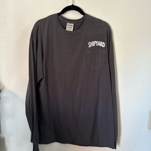 Long sleeve graphic